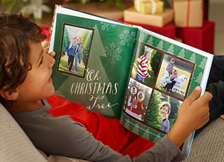 GIVE A GIFT THEY’LL OPEN AGAIN AND AGAIN. PHOTO BOOKS