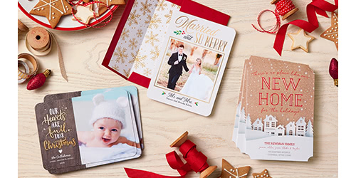 Share your big news in festive fashion.